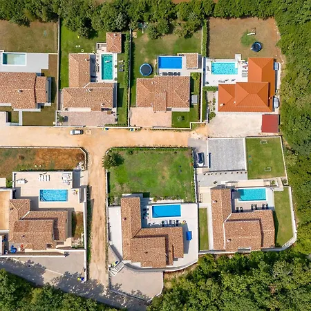 Villa Hygge A Premium Retreat With Jacuzzi & Sauna